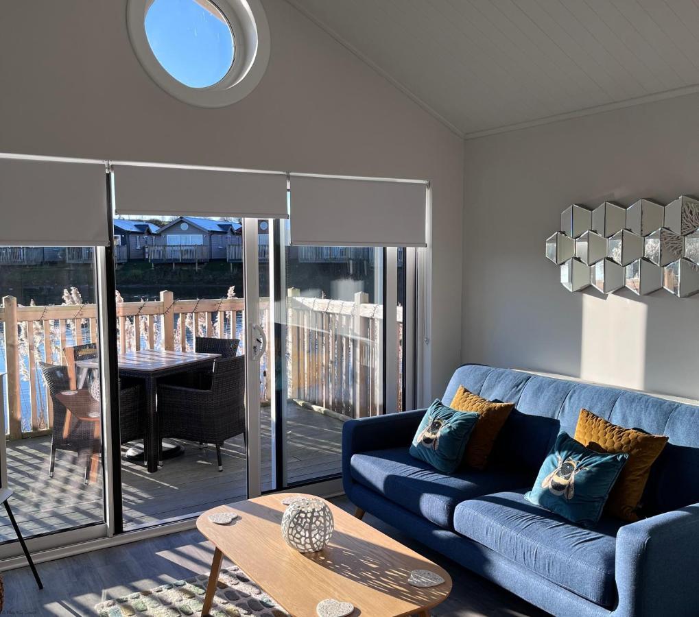 The Lake House At The Bay Filey, Sleeps 4, 1 Dog Welcome For Free Too Exterior photo